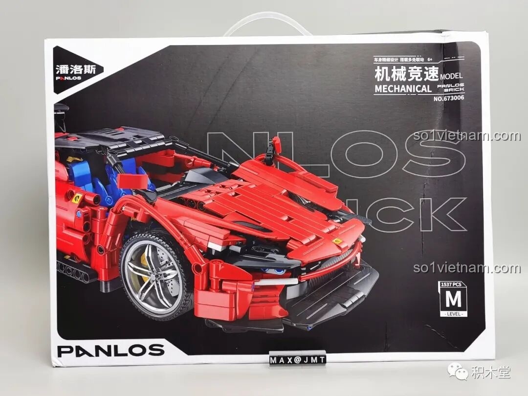 Hộp đựng bộ lắp ráp Panlos Brick 673006 Siêu Xe Đua FP3 với thiết kế nền đen và hình ảnh sản phẩm nổi bật, có quai xách tiện lợi.