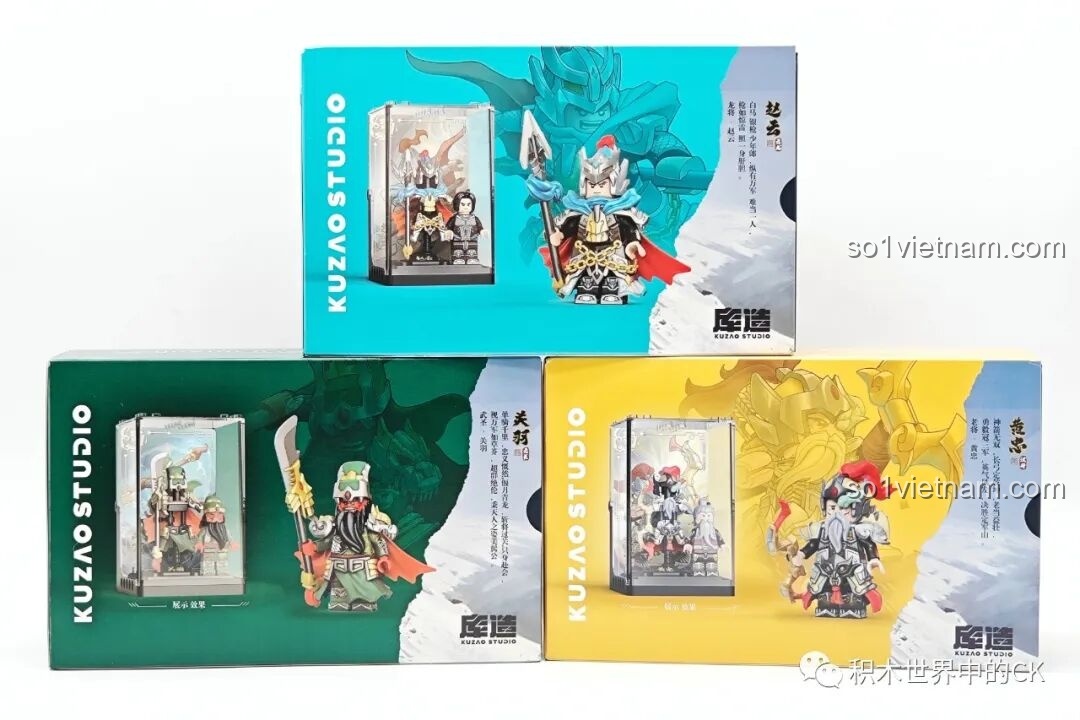 Mặt sau hộp minifigure Ngũ Hổ Tướng Kuzhao Studio, hiển thị các nhân vật Triệu Vân, Hoàng Trung, Quan Vũ trong hộp trưng bày.