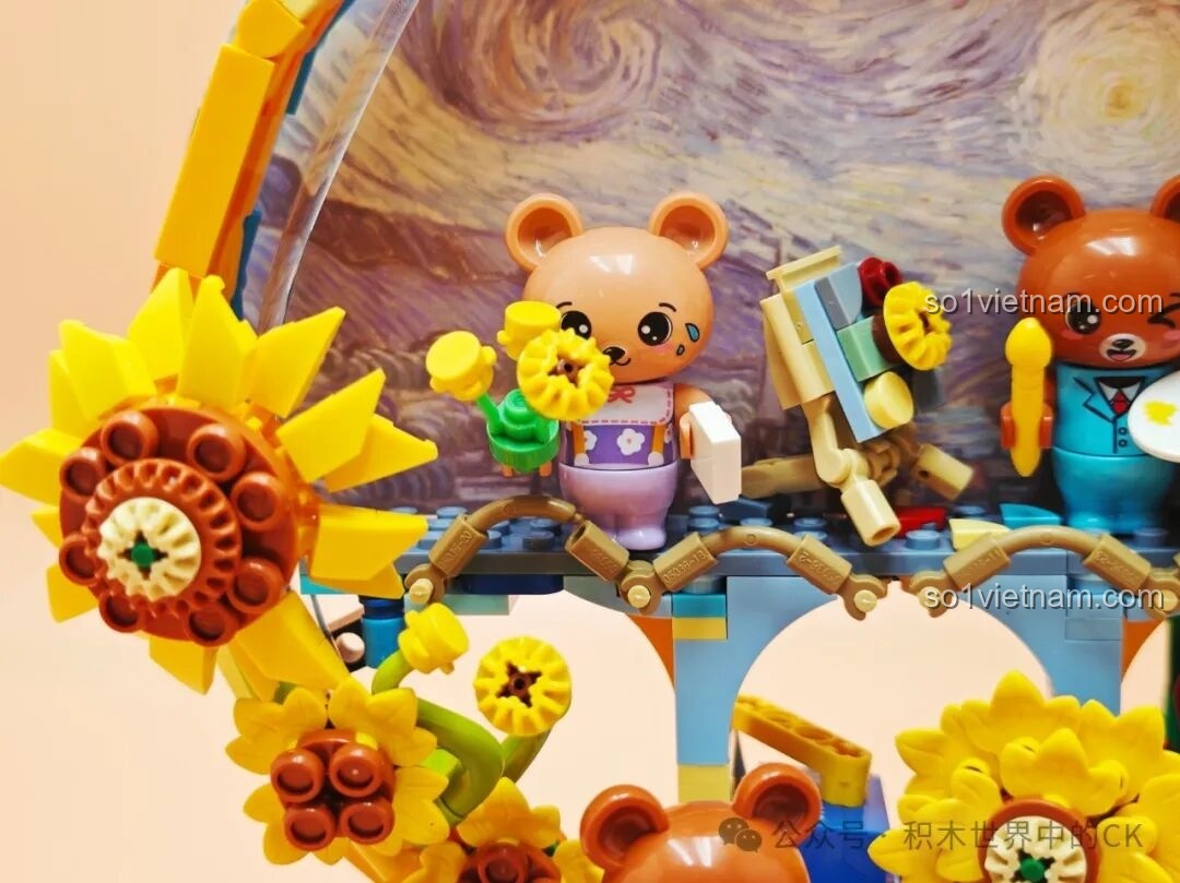 Cận cảnh chi tiết bông hoa hướng dương trong Hộp nhạc 