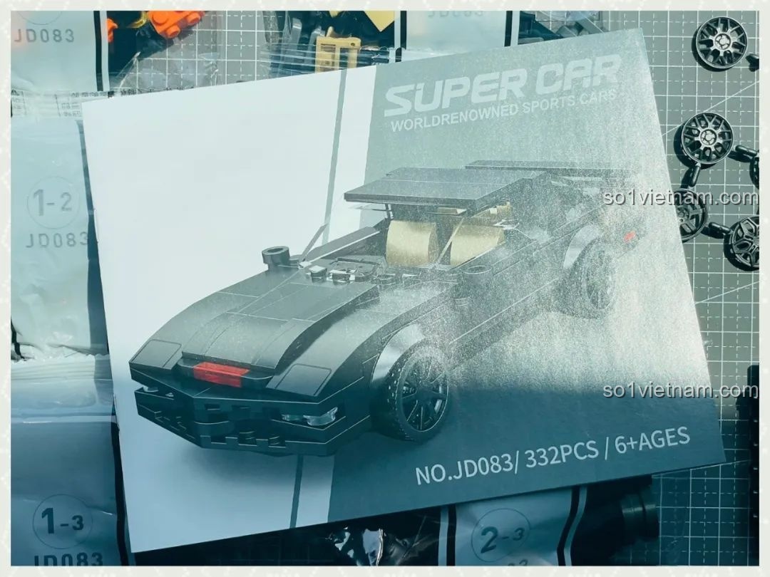 Sách hướng dẫn lắp ráp chi tiết của bộ Xiao Jiaodu JD083 Xe Pontiac Firebird KITT Đen, giúp người chơi dễ dàng hoàn thành mô hình.