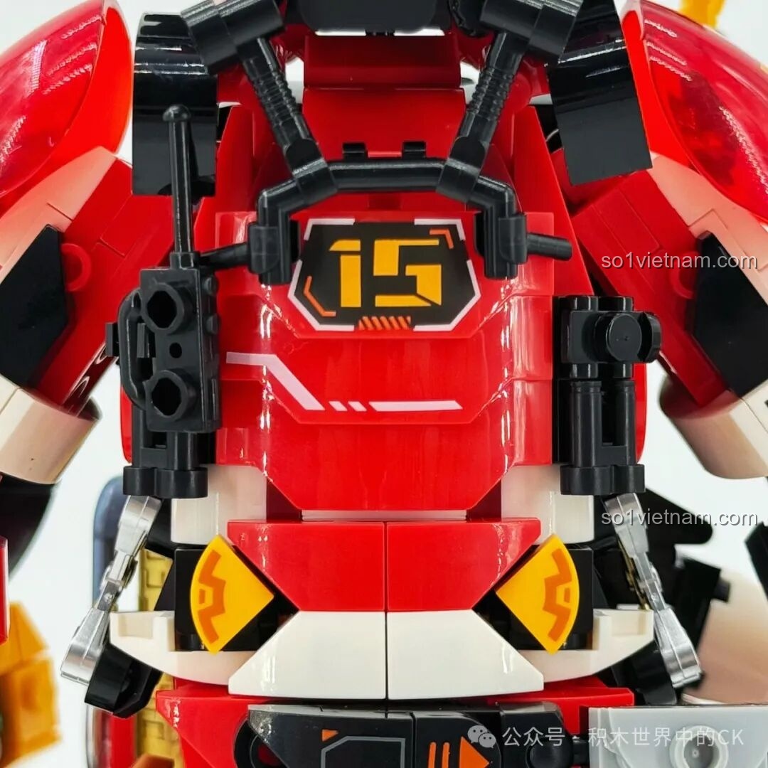 Cận cảnh cánh tay phun nước áp lực cao của Robot Cứu Hỏa Phá Vỡ Giới Hạn iBlock ib1101.