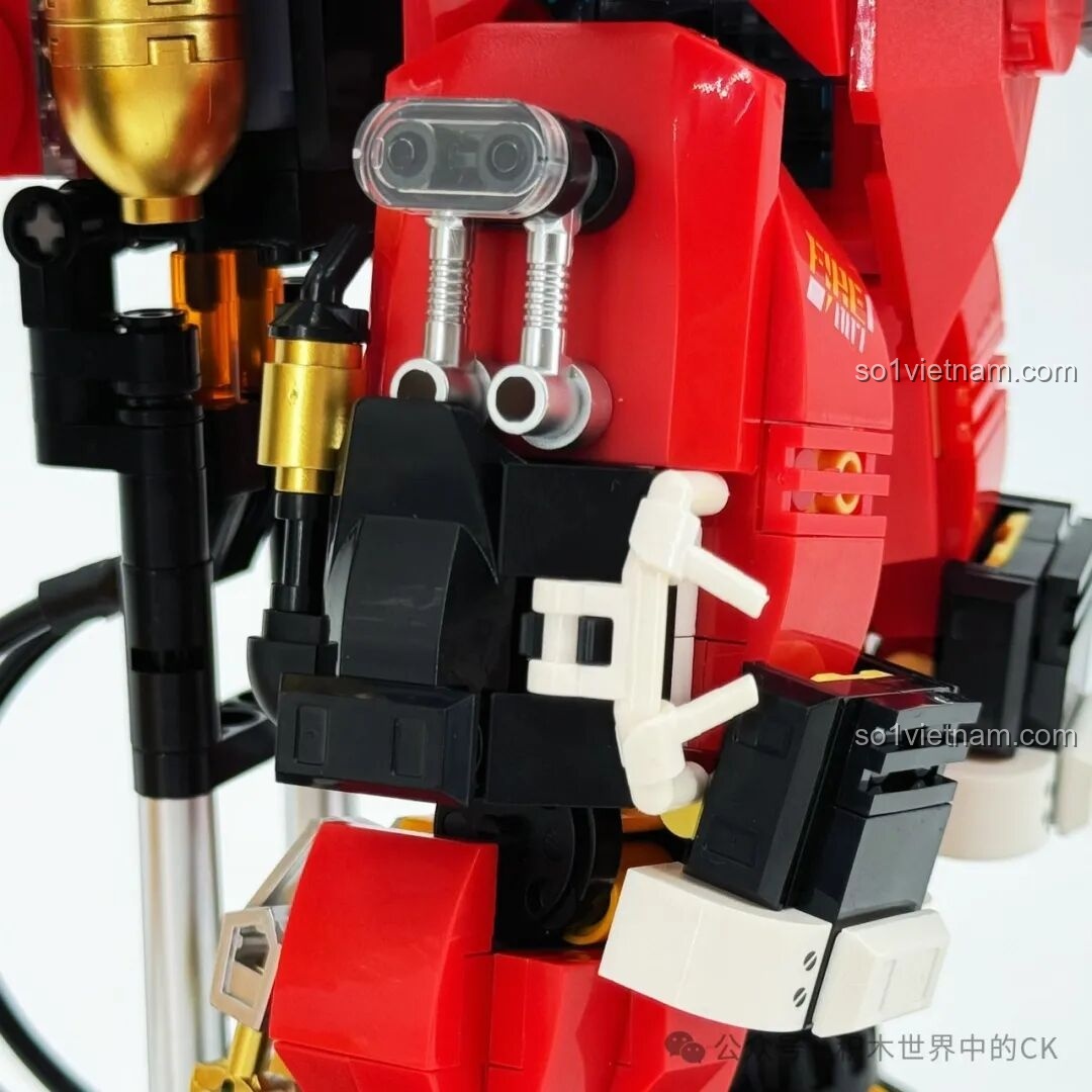 Cận cảnh khớp chân của Robot Cứu Hỏa Phá Vỡ Giới Hạn iBlock ib1101.