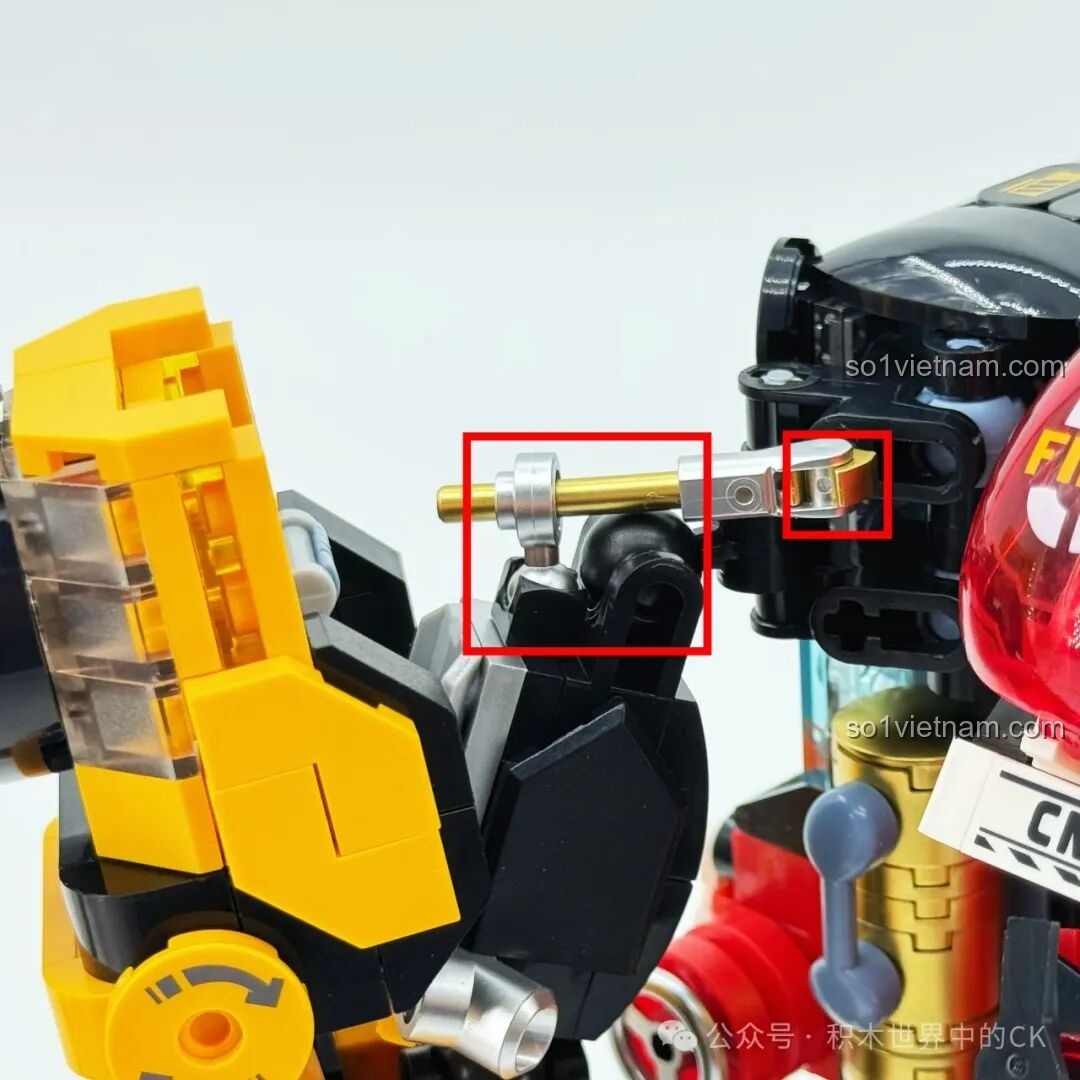 Robot Cứu Hỏa Phá Vỡ Giới Hạn iBlock ib1101 với hiệu ứng đèn LED phát sáng trong bóng tối.