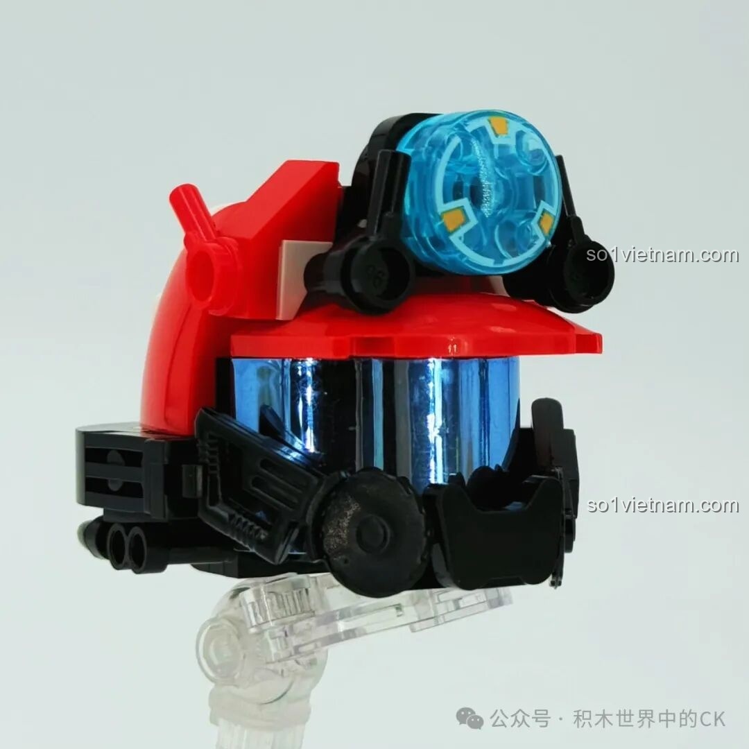 Quá trình lắp ráp phần đầu và mũ bảo hiểm cyberpunk của Robot Cứu Hỏa iBlock ib1101.