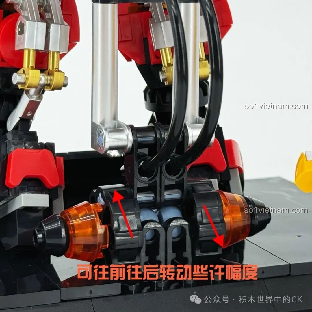 Robot Cứu Hỏa Phá Vỡ Giới Hạn iBlock ib1101 tạo dáng mở rộng cánh tay.