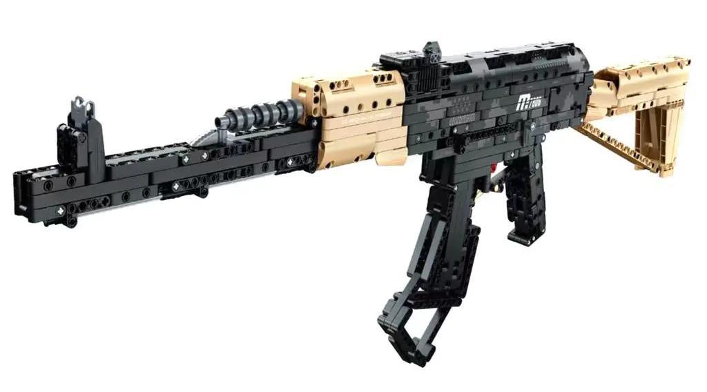 Bộ lắp ghép Súng tiểu liên AK-47 IM.Master QIHUI 7806, mô hình chân thực tỉ lệ 1:1, có khả năng bắn đạn nhựa, phù hợp bé trai 12 tuổi, giá tốt.