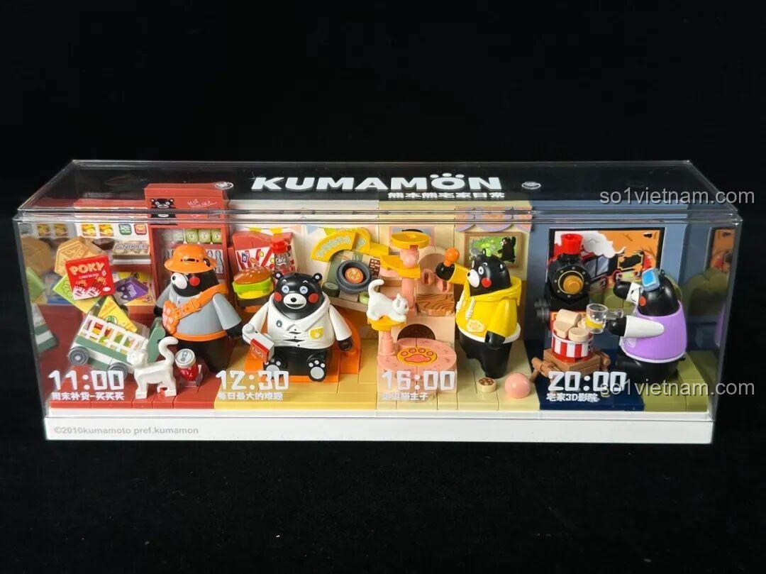 Mặt sau của hai mô hình inbrixx Kumamon 880038 và 880039 được xếp chồng lên nhau.