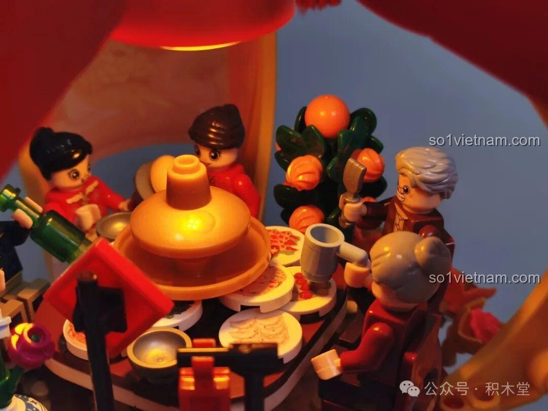 Chi tiết khuôn mặt in của các nhân vật bộ Đèn Lồng Như Ý Xuân Đăng JAKI