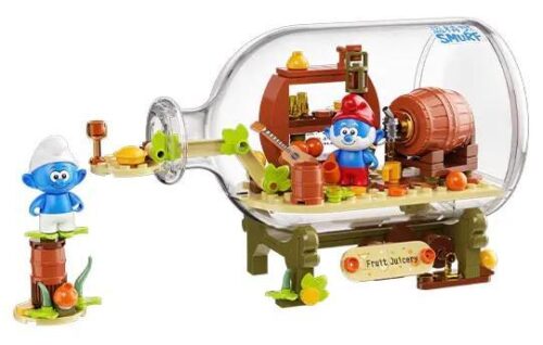 Mô hình Smurf Forest Fruit Drink House HK322 JAKI với 3 minifigures Smurf, thiết kế chai độc đáo, đồ chơi lắp ghép cho bé 8+