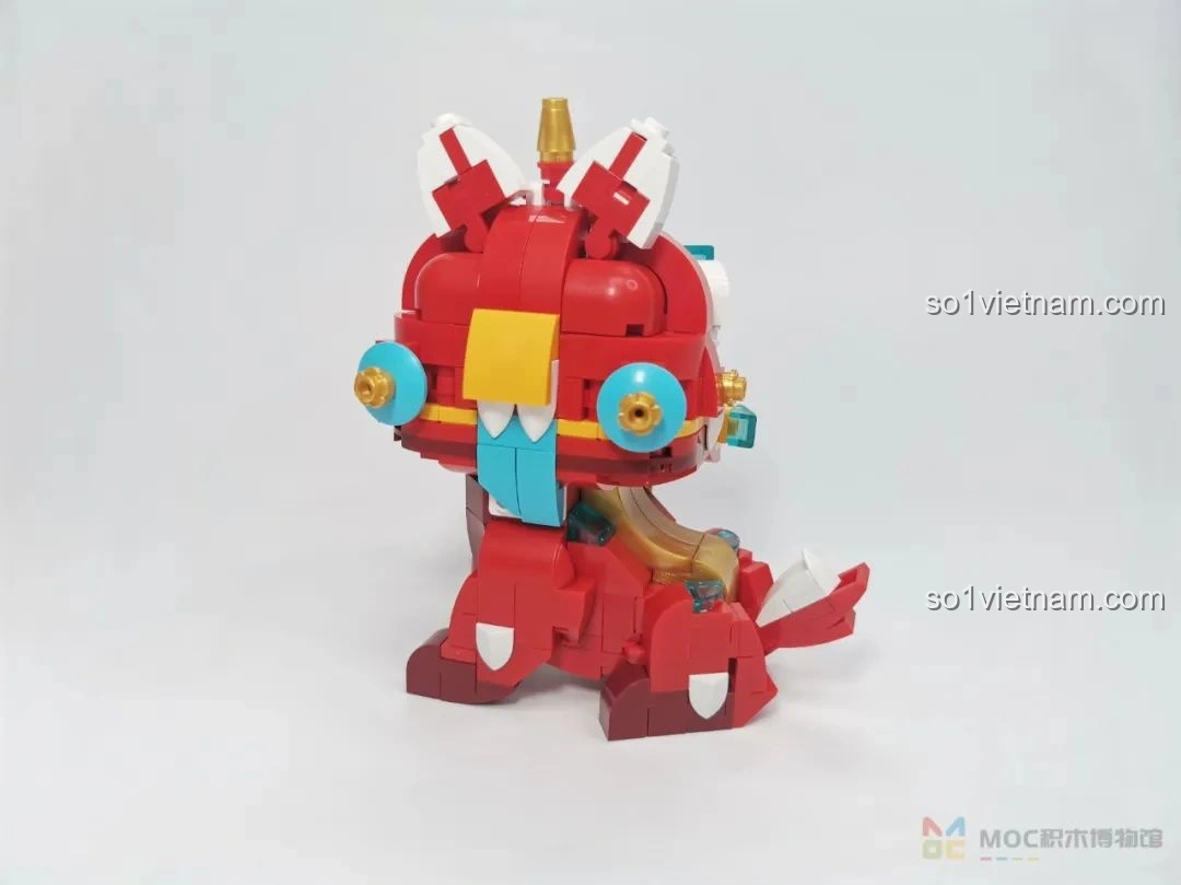 Mô hình JAKI JK20236 Sư Tử Thức Tỉnh Ban Phúc đã hoàn thiện, nhìn từ phía sau với các chi tiết đuôi và bờm.