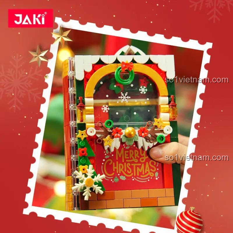 Cận cảnh mặt trước của bộ xếp hình trang trí Noel JAKI 5155, thiết kế tinh xảo và đẹp mắt.