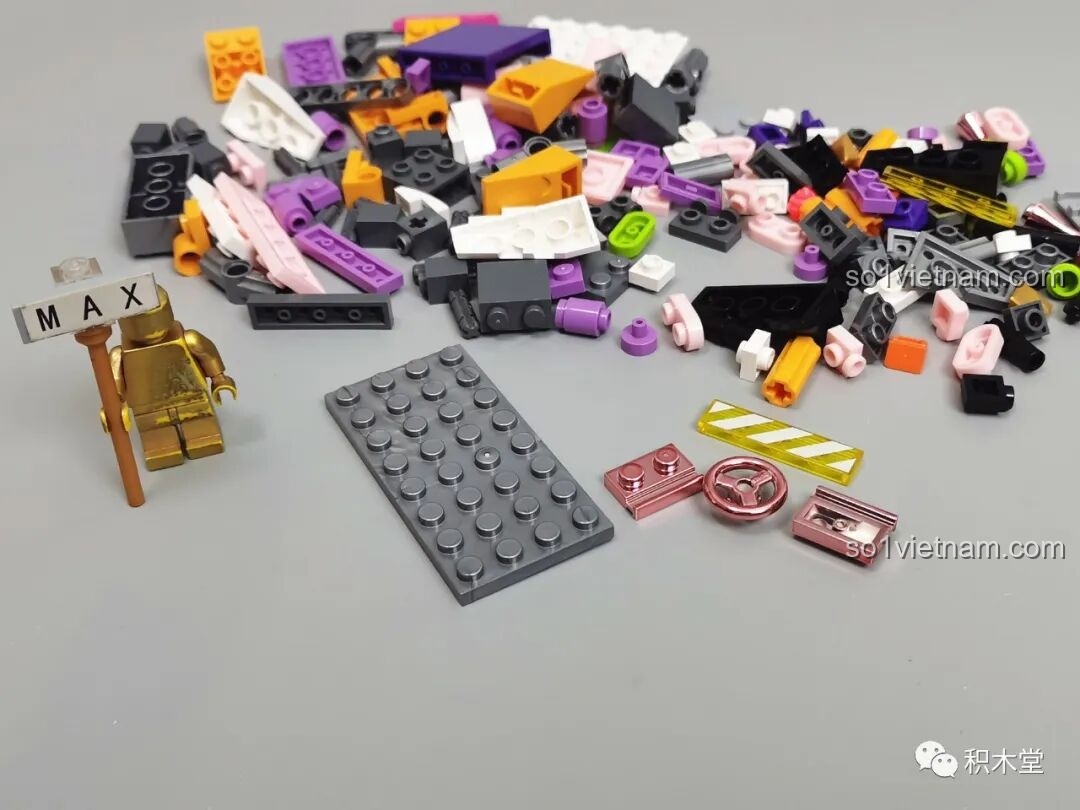 Quá trình lắp ráp phần thân trước của JAKI X Mixue Siêu Tuyết Vương