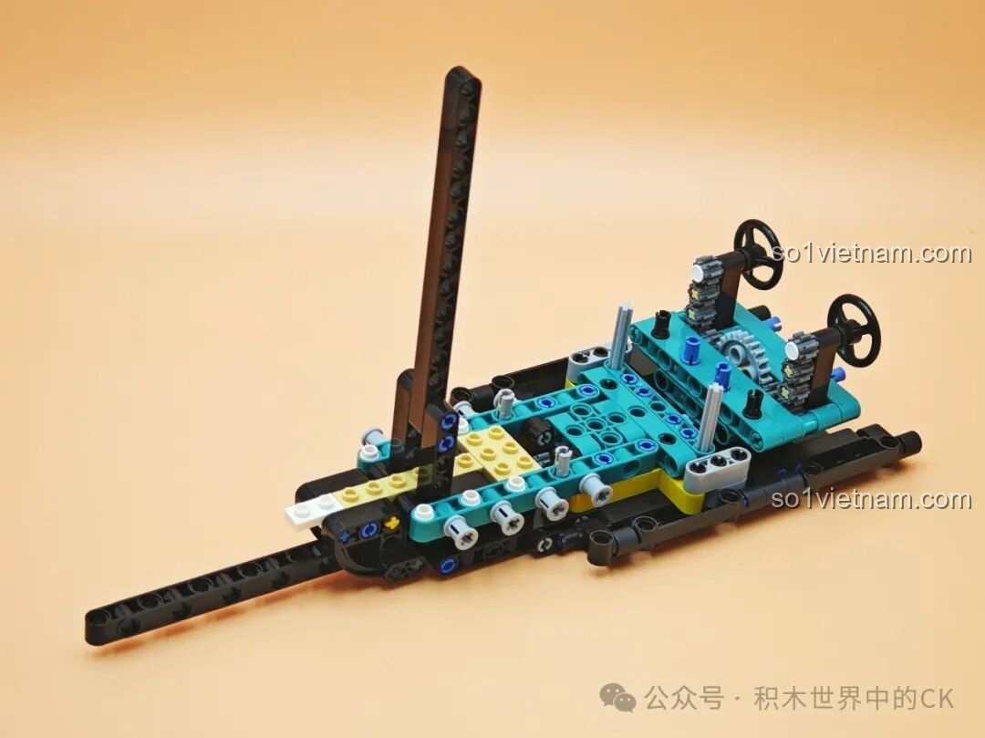 Khung sườn ban đầu của bộ JIESTAR 58123 Thuyền Buồm Vượt Biển