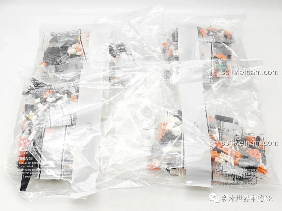 Các túi mảnh ghép JIESTAR 58030 Gundam Kyriosgn-003 được phân loại và đóng gói cẩn thận, sẵn sàng cho quá trình lắp ráp