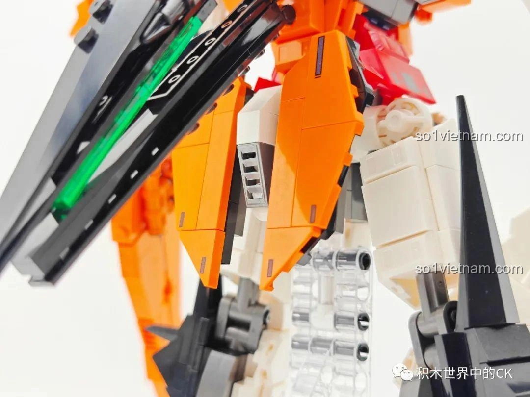 Mô hình JIESTAR 58030 Gundam Kyriosgn-003 đứng thẳng, sẵn sàng cho mọi tư thế chiến đấu