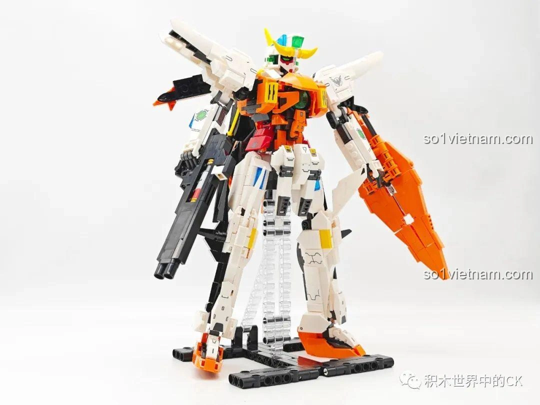 Mô hình JIESTAR 58030 Gundam Kyriosgn-003 đứng thẳng, trang bị đầy đủ vũ khí, sẵn sàng cho mọi tư thế
