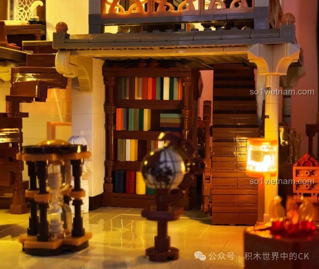 Cận cảnh các chi tiết đèn trang trí trong mô hình Thư viện Châu Âu JIESTAR 57015.