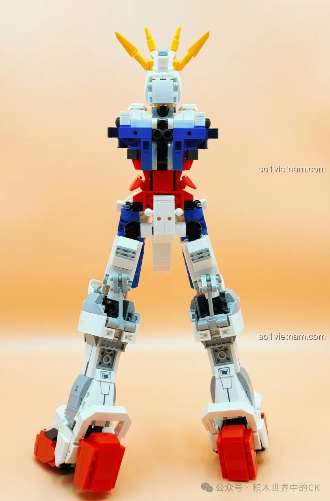 Quá trình lắp ráp phần chân của JIESTAR 58107 God Iron-Blooded