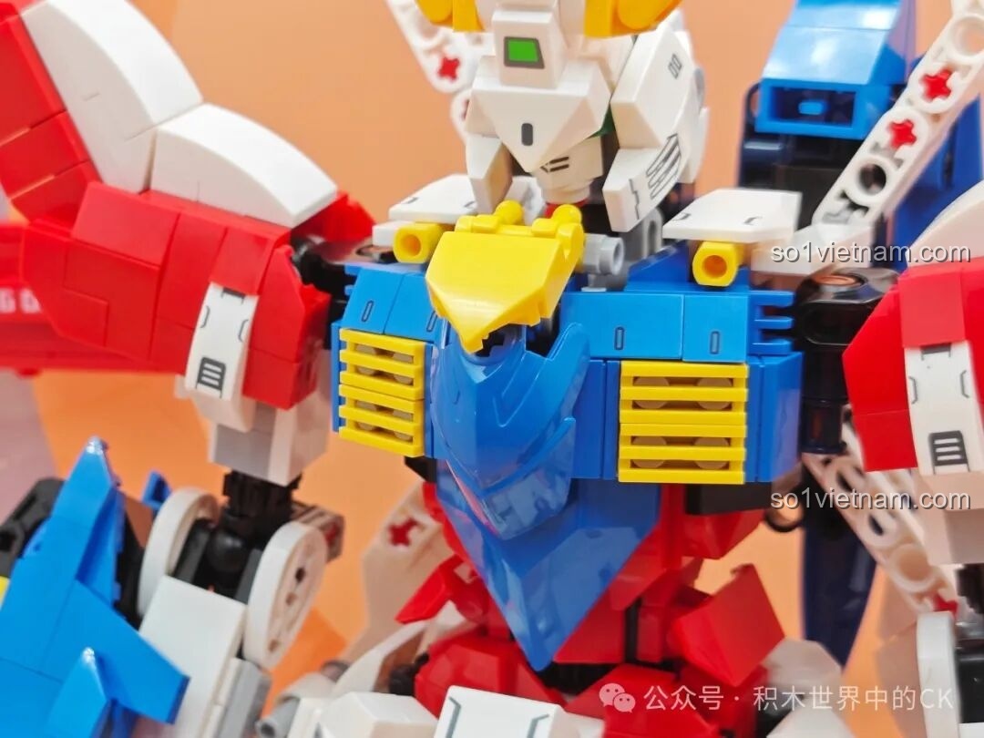 So sánh kích thước JIESTAR 58107 God Iron-Blooded