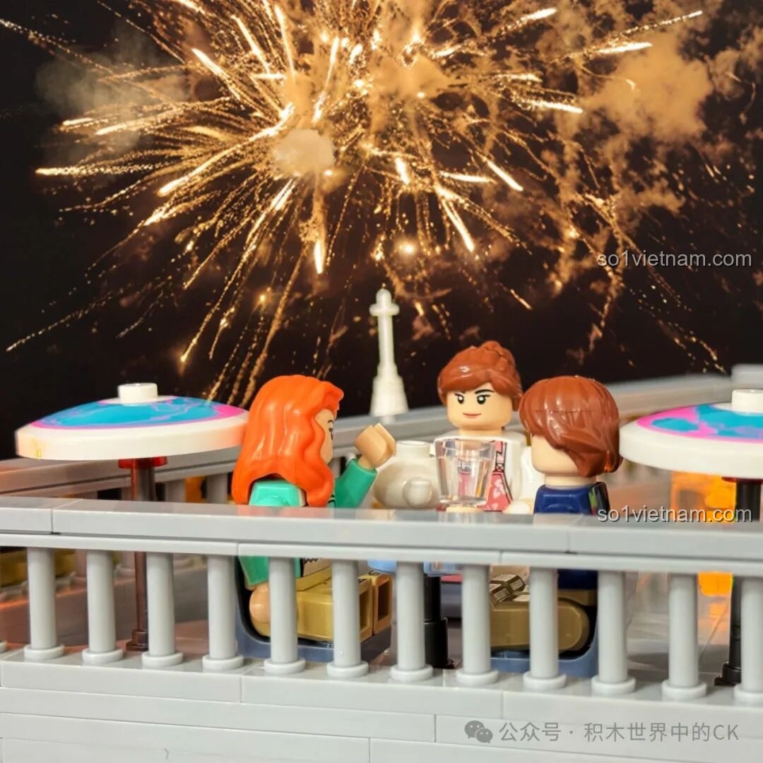 Chi tiết lan can vàng JIESTAR 89109 Nhà hàng Hoa Anh Đào