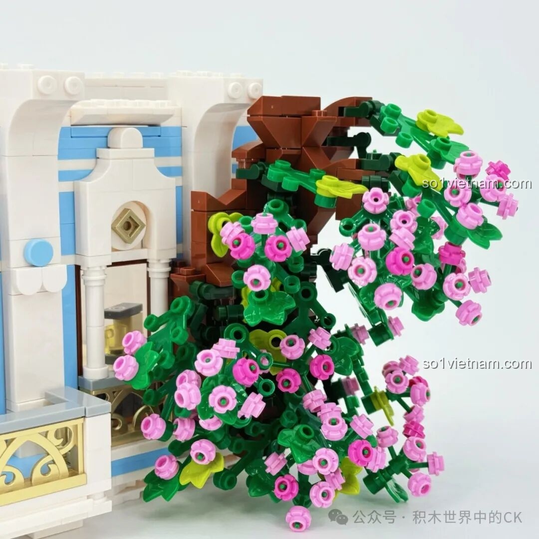 Các minifigures đi kèm bộ JIESTAR 89109 Nhà hàng Hoa Anh Đào