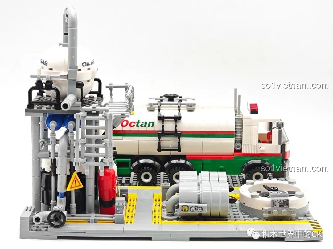 Lắp ráp các chi tiết trên tháp chưng cất JIESTAR JJ9016