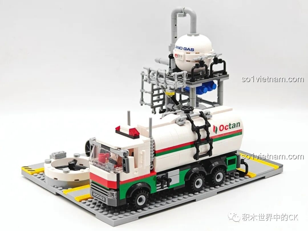 Lắp ráp các chi tiết trên tháp chưng cất JIESTAR JJ9016