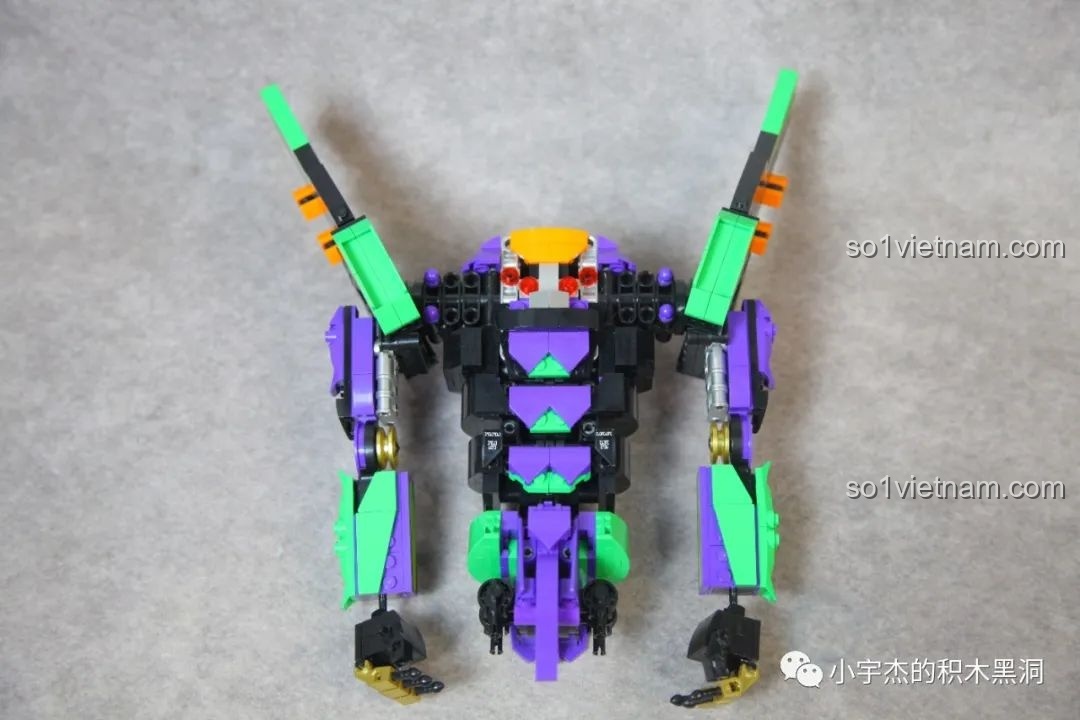 Robot EVA K盒子 V5013 hoàn thiện (mặt bên)