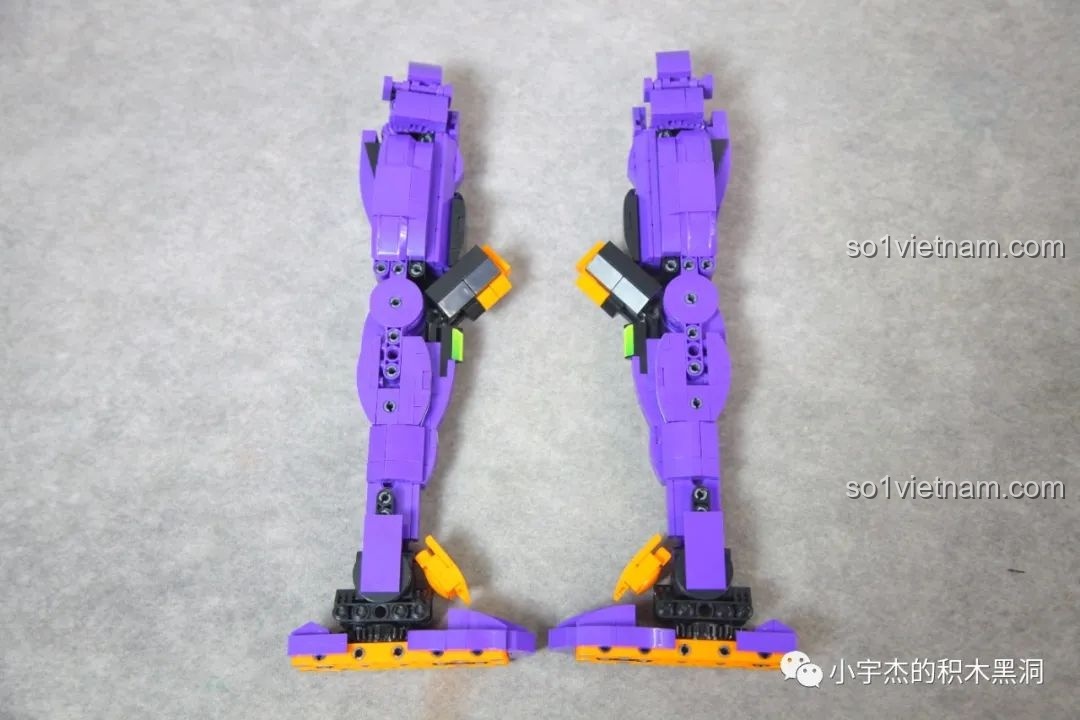 Đầu Robot EVA K盒子 V5013 bị đánh giá là đơn giản