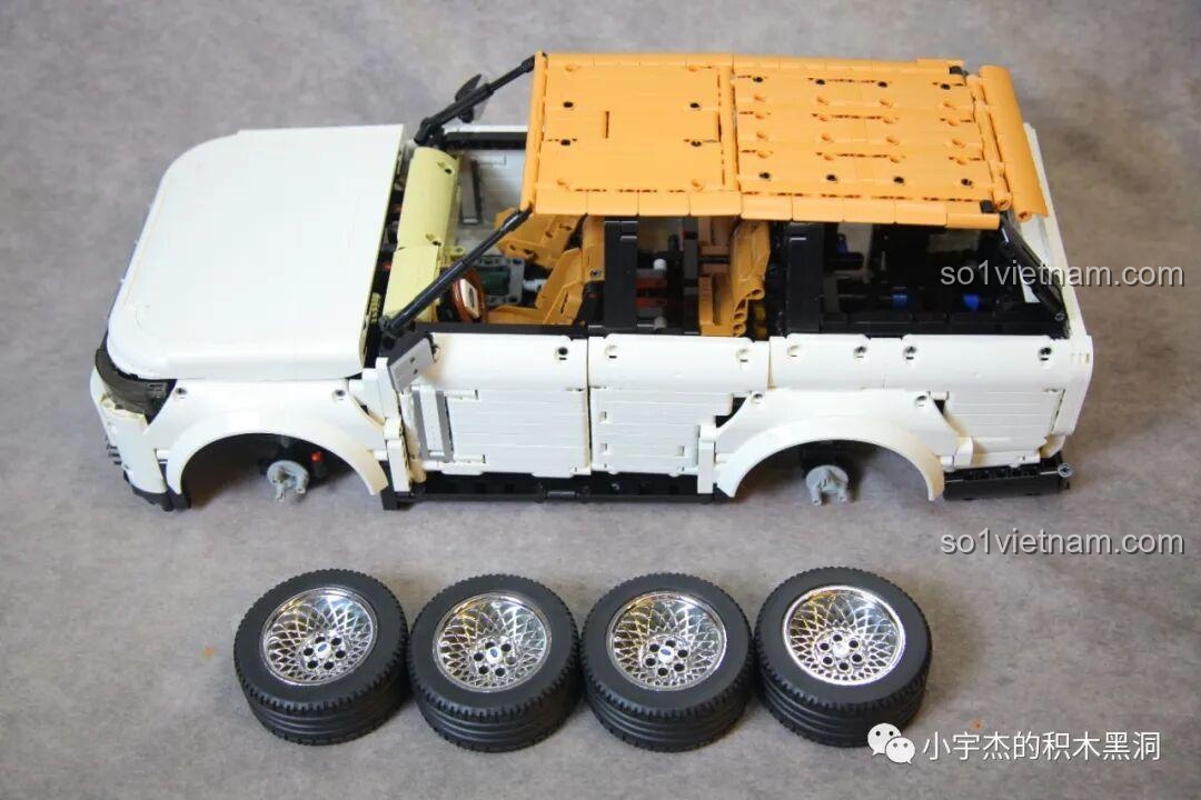 Mô hình KBOX 10512 Land Rover Range Rover hoàn chỉnh từ góc 3/4 phía trước, vẻ ngoài mạnh mẽ.