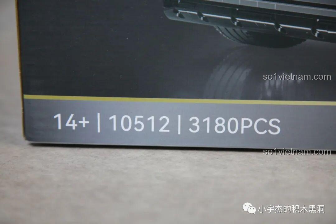 Khung gầm chắc chắn của bộ lắp ghép KBOX 10512 Land Rover Range Rover, thể hiện hệ thống treo và truyền động. Đồ chơi xây dựng xe SUV cho con trai 14 tuổi, phát triển tư duy kỹ thuật, giá bình dân.