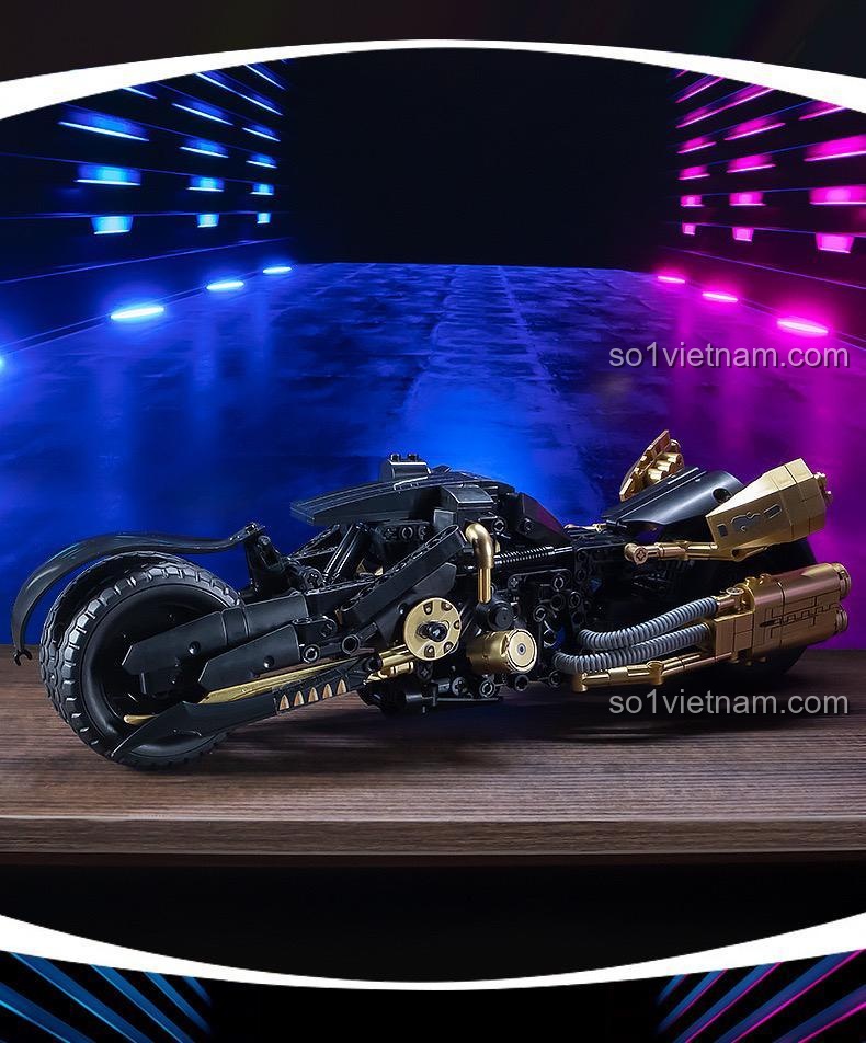 Mô hình K盒子 10539 Xe máy cuối cùng, tỉ lệ 1:10, 551 mảnh, độ tuổi 14+, màu đen vàng