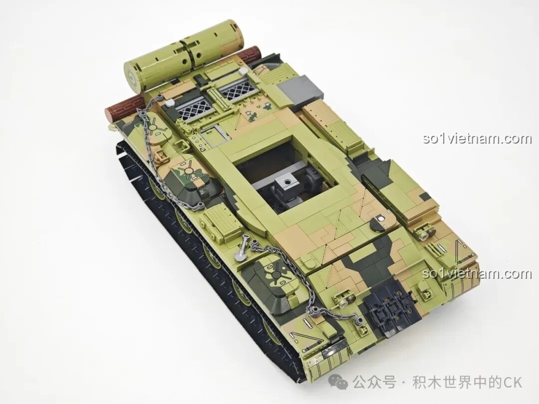 Lắp ráp các chi tiết phụ trợ cho xe tăng T-59 Keeppley 23023