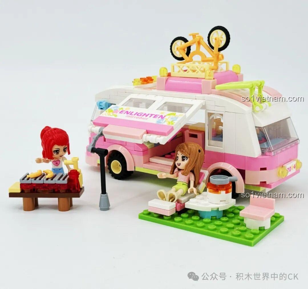 Cảnh dã ngoại với bộ Xe Cắm Trại Keeppley 33019