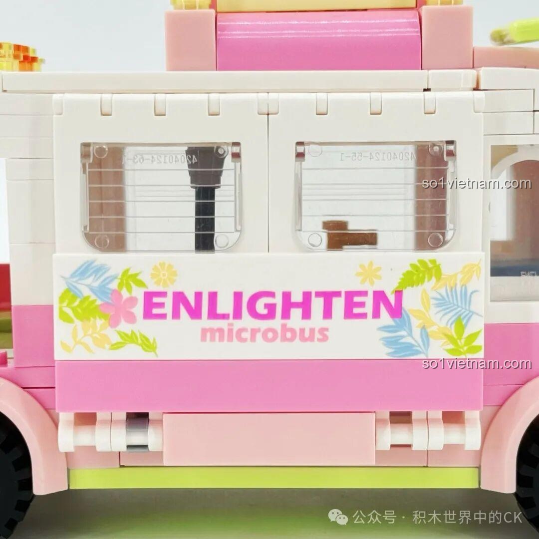 Chi tiết decal trên thân xe cắm trại Keeppley 33019