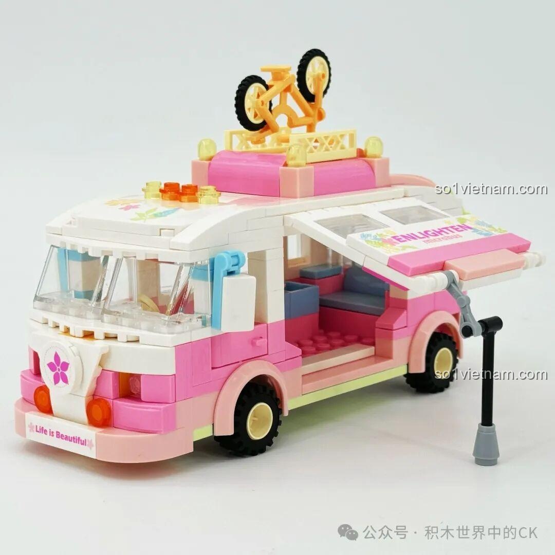 Chiếc xe cắm trại Keeppley 33019 gần hoàn thiện