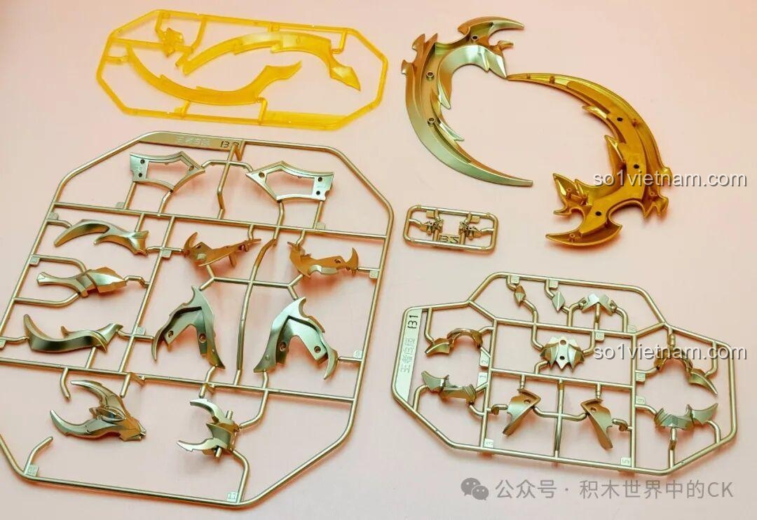 Các vỉ linh kiện với màu sắc đa dạng của mô hình Keeppley 78014 Bạch Khởi