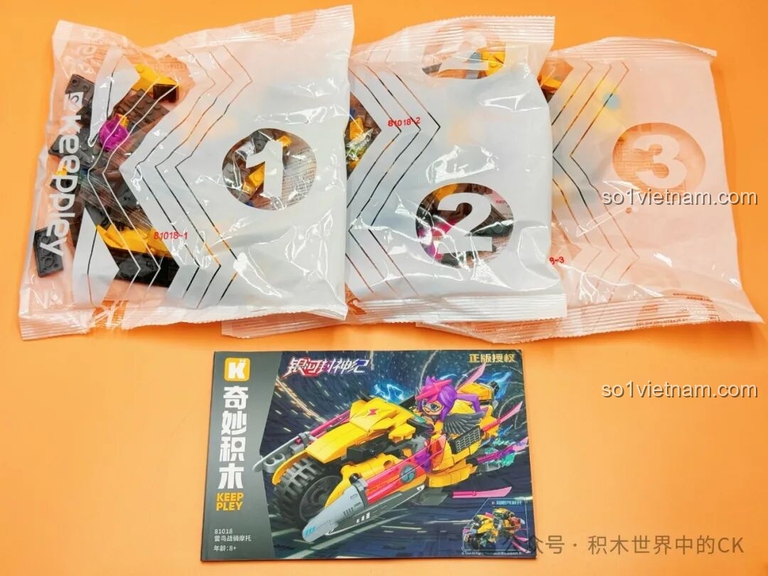 Gắn các chi tiết trang trí cho bộ Keeppley 81017 