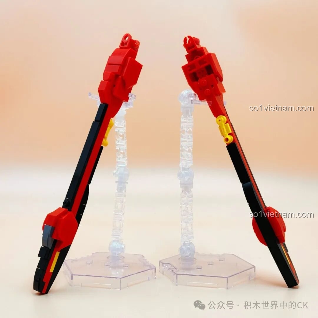 Thành phẩm Keeppley Hắc Long Cơ Thần 81015 - nhìn từ phía sau