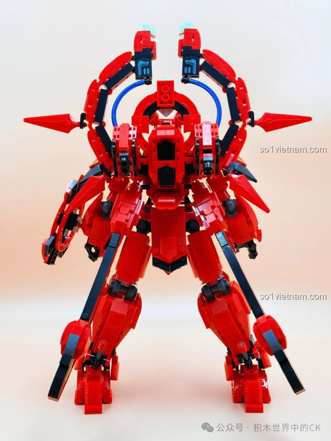 Chi tiết phần chân của Keeppley Hắc Long Cơ Thần