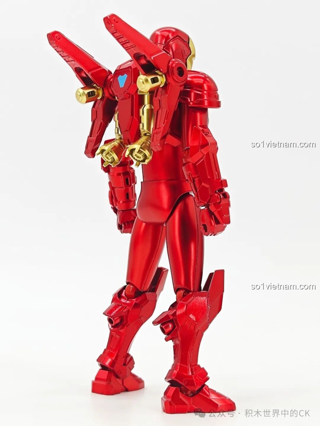 Mô hình Iron Man của Keeppley hoàn thiện, nhìn từ phía sau