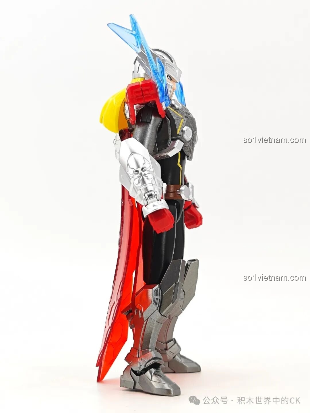 Mô hình Iron Man của Keeppley tạo dáng