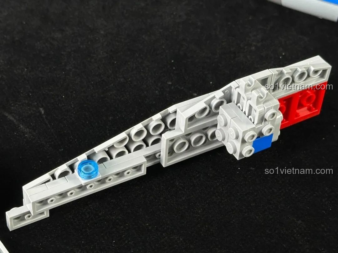 Nội thất buồng lái mở của Keeppley J-15