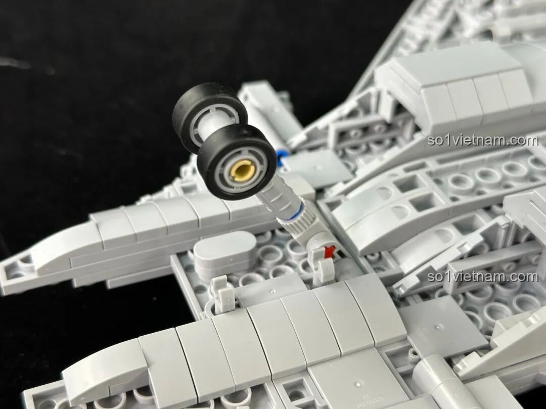 Chi tiết ống xả động cơ Keeppley J-15