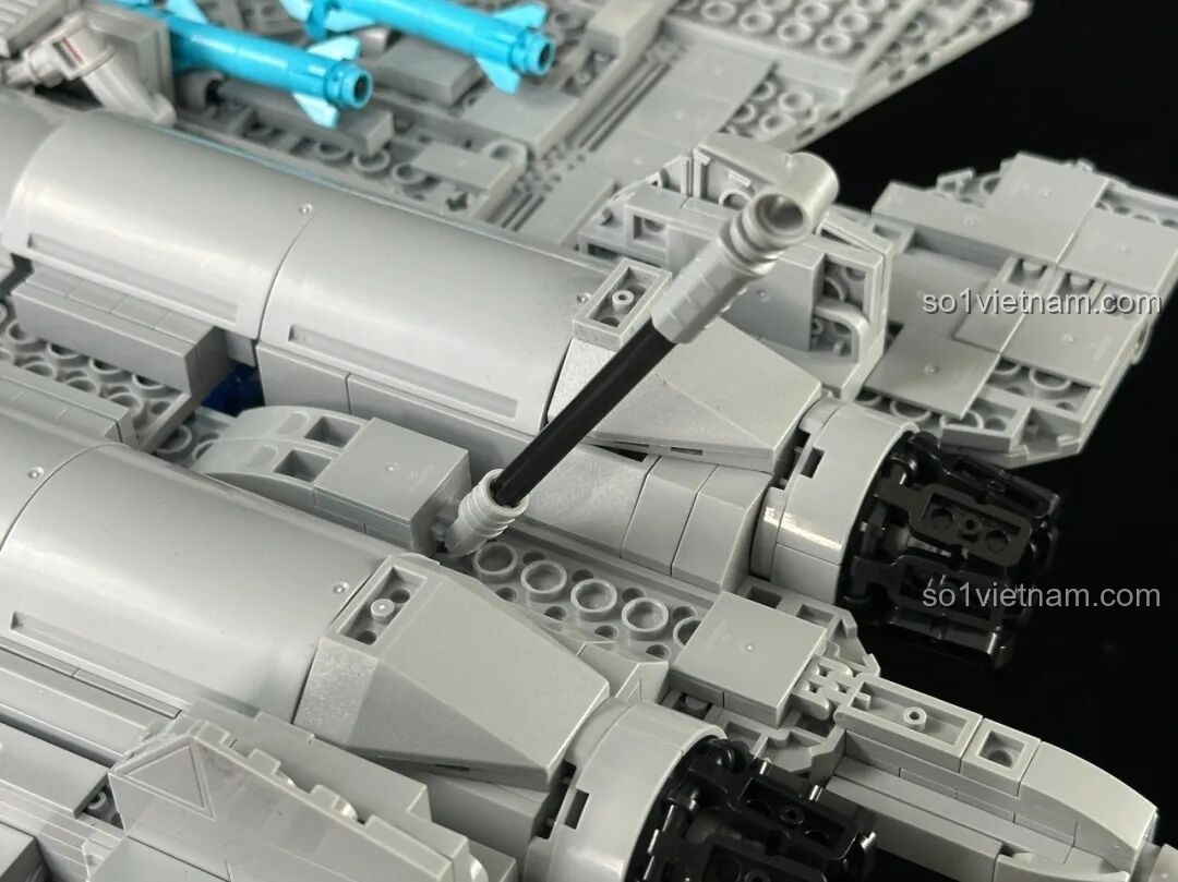 Chi tiết ống xả động cơ Keeppley J-15