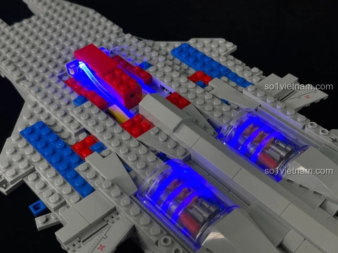 Chi tiết bảng điều khiển trên cánh máy bay Keeppley J-15