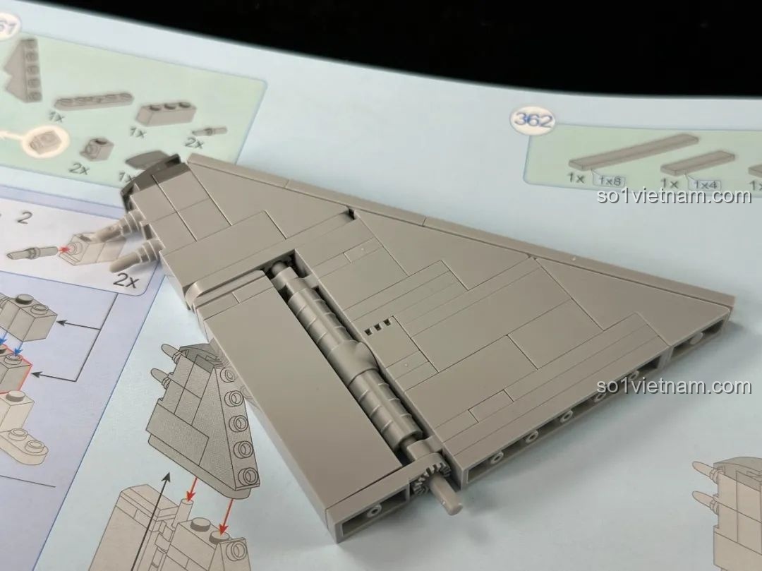 Chi tiết mặt dưới cánh máy bay Keeppley J-15