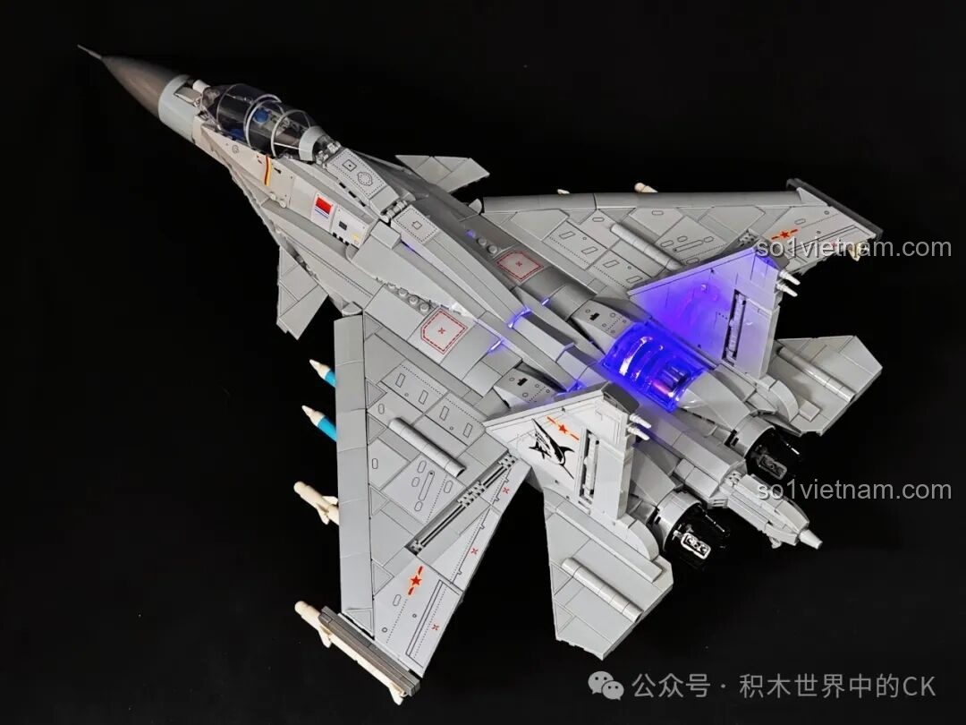 Tổng thể bộ lắp ráp máy bay chiến đấu J-15 Keeppley