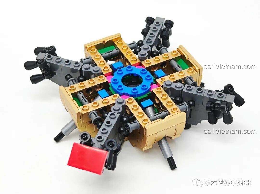 Tàu đổ bộ Keeppley K10223 đã hoàn thiện, sẵn sàng đặt lên đế trưng bày sao Hỏa.