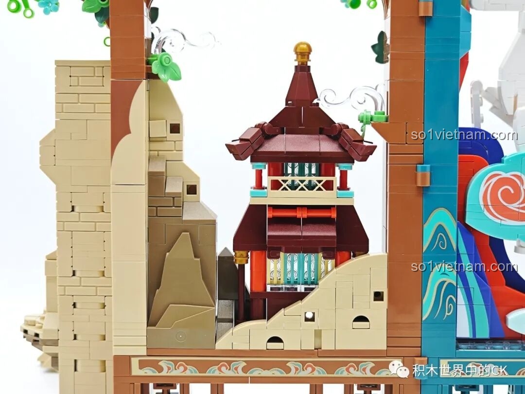 Cận cảnh chi tiết mặt trời và mây trong Keeppley K19906 Màn Hình Tranh Đôn Hoàng, màu sắc tươi sáng.